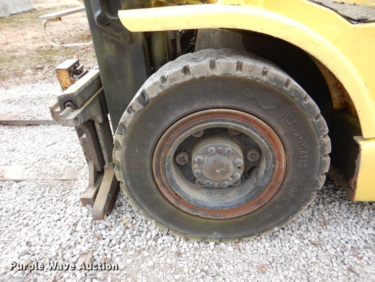 image for item DL2246 Hyster H50XM  forklift