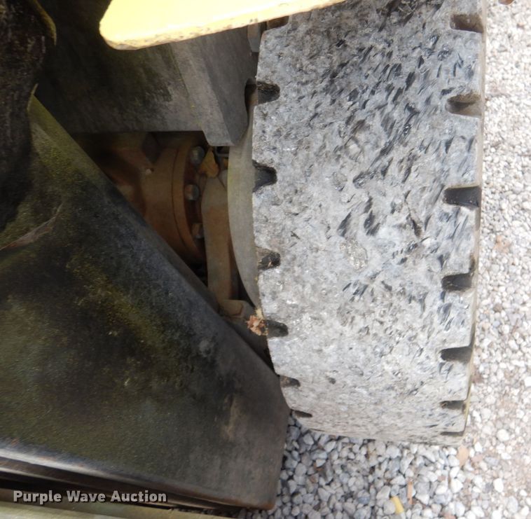 image for item DL2246 Hyster H50XM  forklift