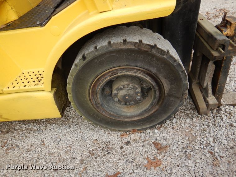 image for item DL2246 Hyster H50XM  forklift