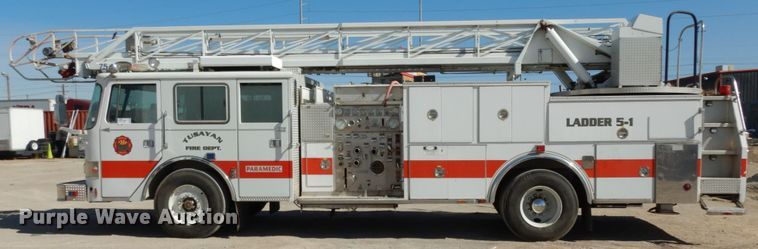 image for item DM2825 1985 Pierce  ladder fire truck
