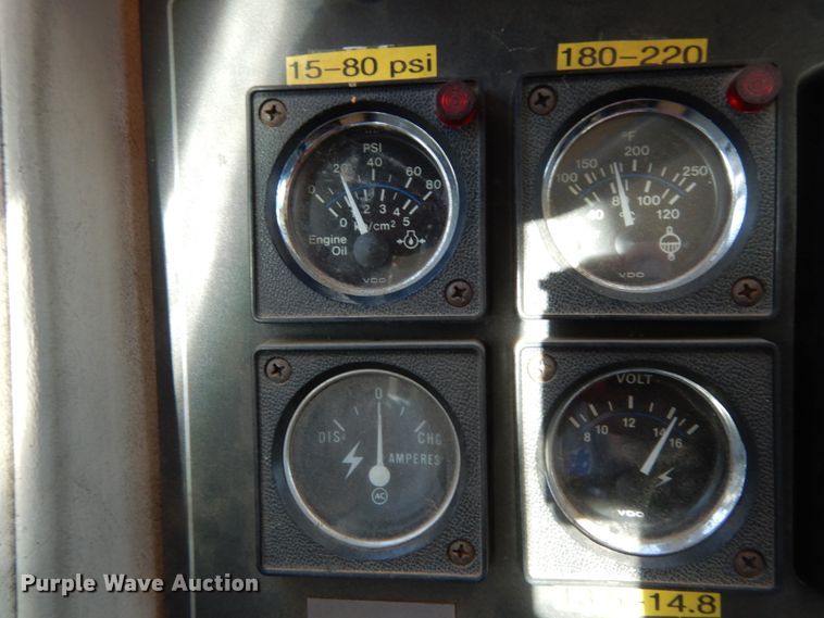 image for item DM2825 1985 Pierce  ladder fire truck