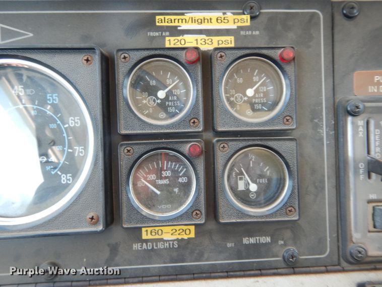 image for item DM2825 1985 Pierce  ladder fire truck