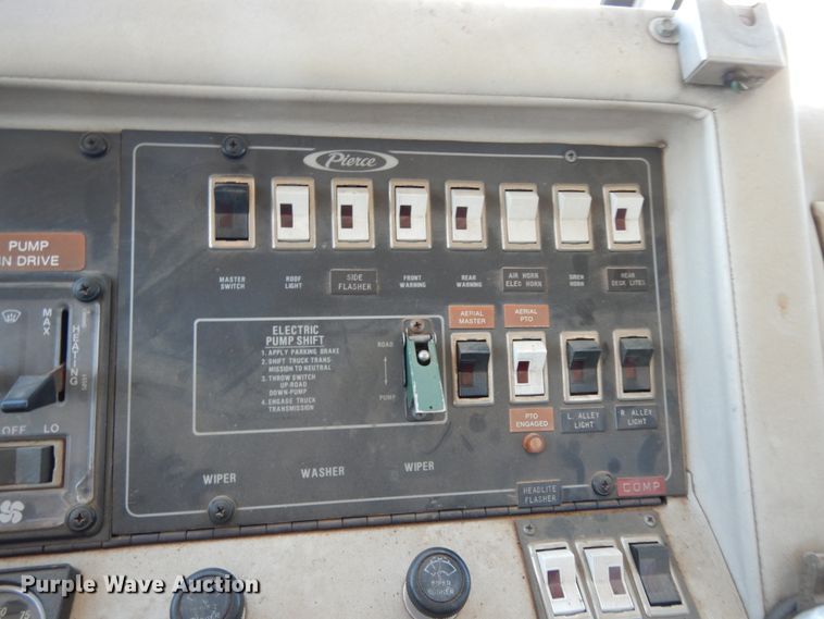 image for item DM2825 1985 Pierce  ladder fire truck