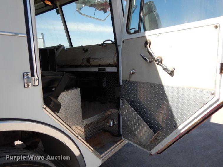 image for item DM2825 1985 Pierce  ladder fire truck