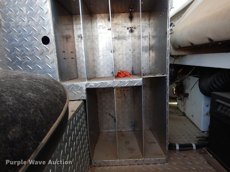 image for item DM2825 1985 Pierce  ladder fire truck