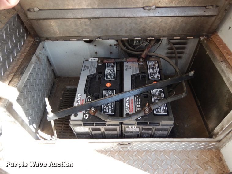 image for item DM2825 1985 Pierce  ladder fire truck