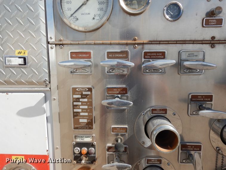 image for item DM2825 1985 Pierce  ladder fire truck