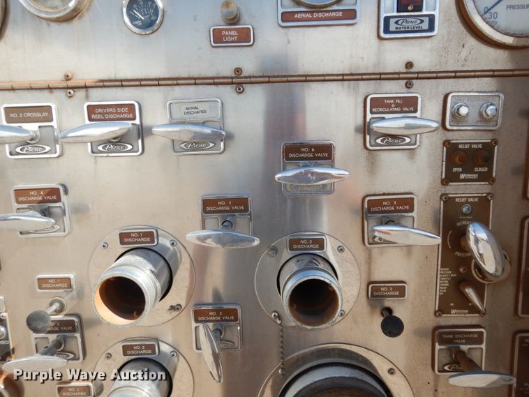 image for item DM2825 1985 Pierce  ladder fire truck