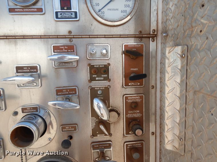 image for item DM2825 1985 Pierce  ladder fire truck