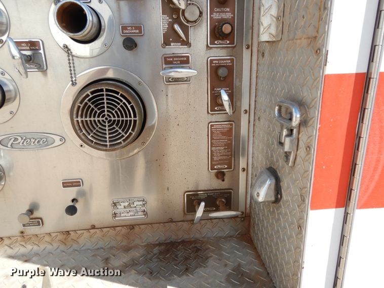 image for item DM2825 1985 Pierce  ladder fire truck