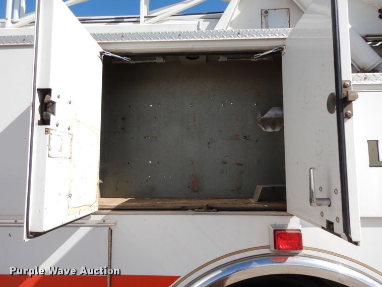 image for item DM2825 1985 Pierce  ladder fire truck