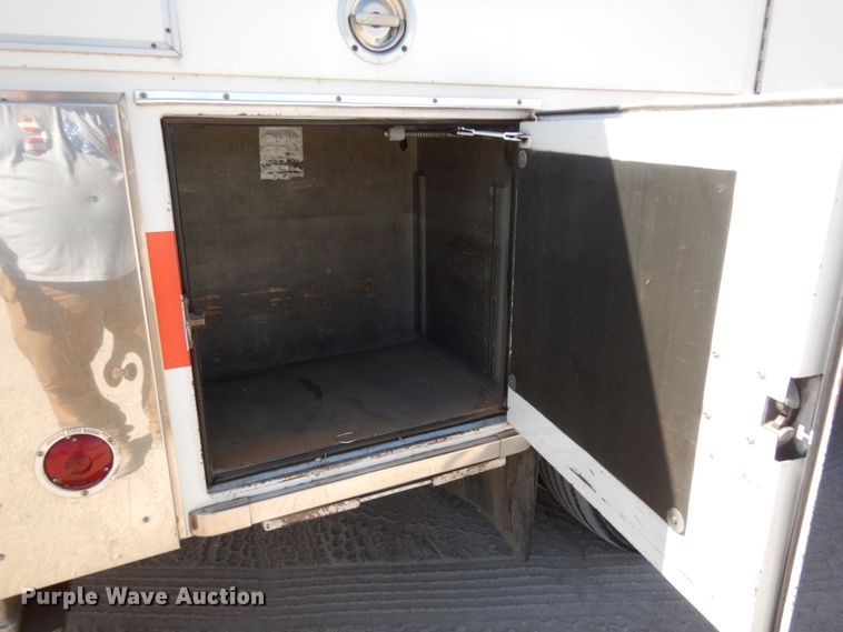 image for item DM2825 1985 Pierce  ladder fire truck