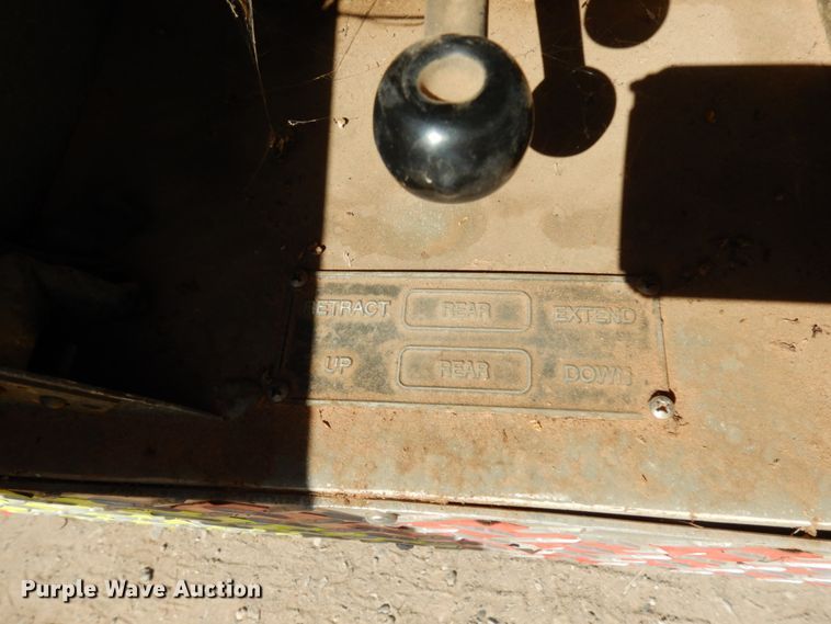 image for item DM2825 1985 Pierce  ladder fire truck