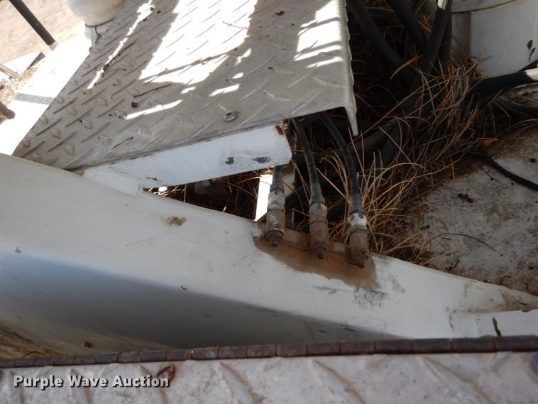 image for item DM2825 1985 Pierce  ladder fire truck