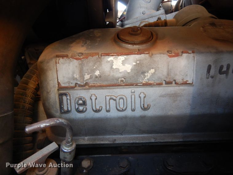 image for item DM2825 1985 Pierce  ladder fire truck