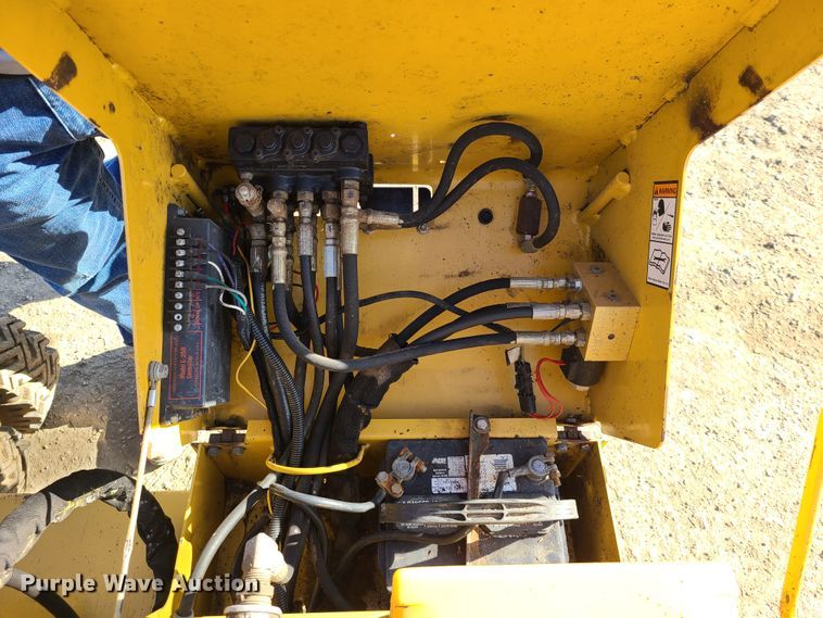 image for item DN6150 Vermeer SC252  stump grinder