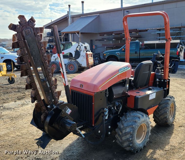 image for item DN6151 2011 Ditch Witch 420SX  trencher
