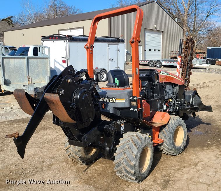 image for item DN6151 2011 Ditch Witch 420SX  trencher