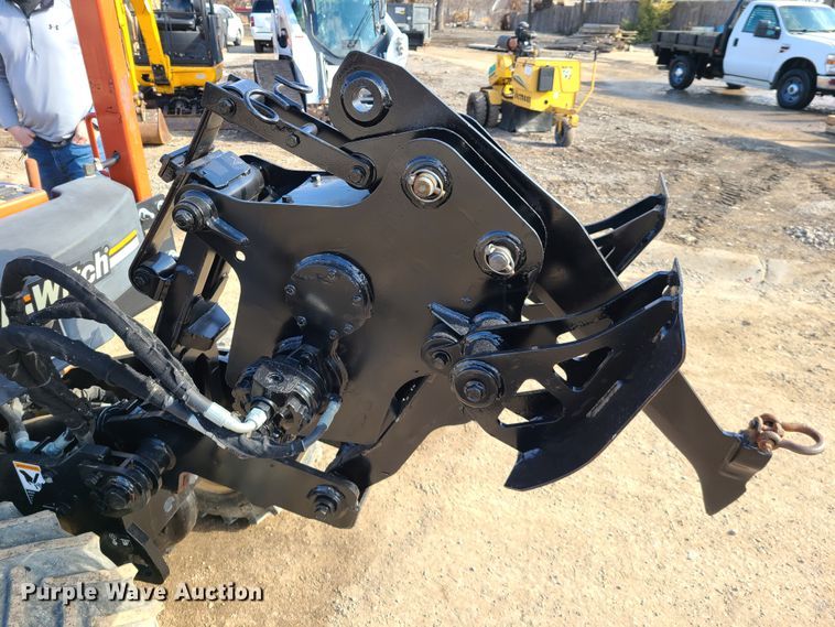 image for item DN6151 2011 Ditch Witch 420SX  trencher
