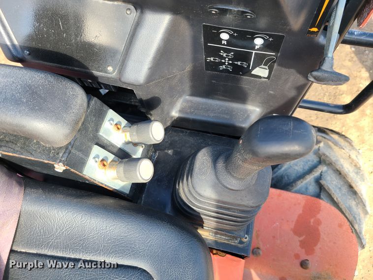 image for item DN6151 2011 Ditch Witch 420SX  trencher