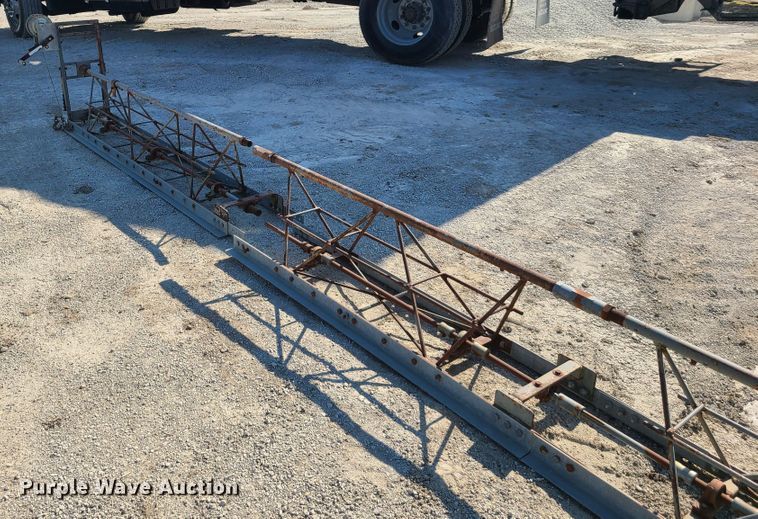 image for item DN6182 Concrete screed