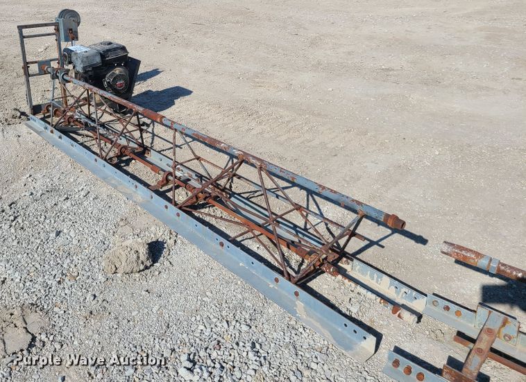 image for item DN6182 Concrete screed