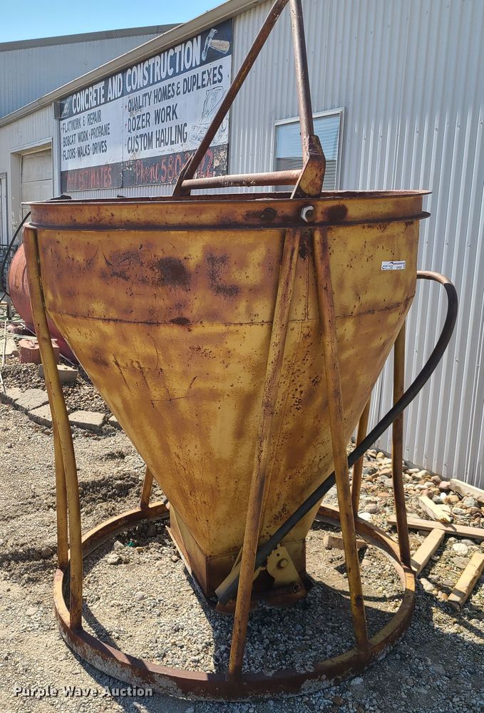 image for item DN6188 Concrete bucket