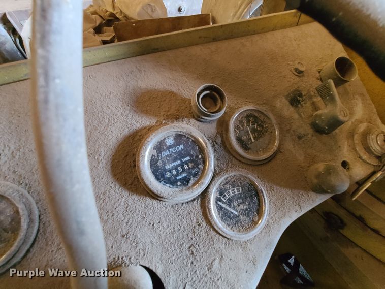 image for item DN6214 1977 Drott 85RM2  crane