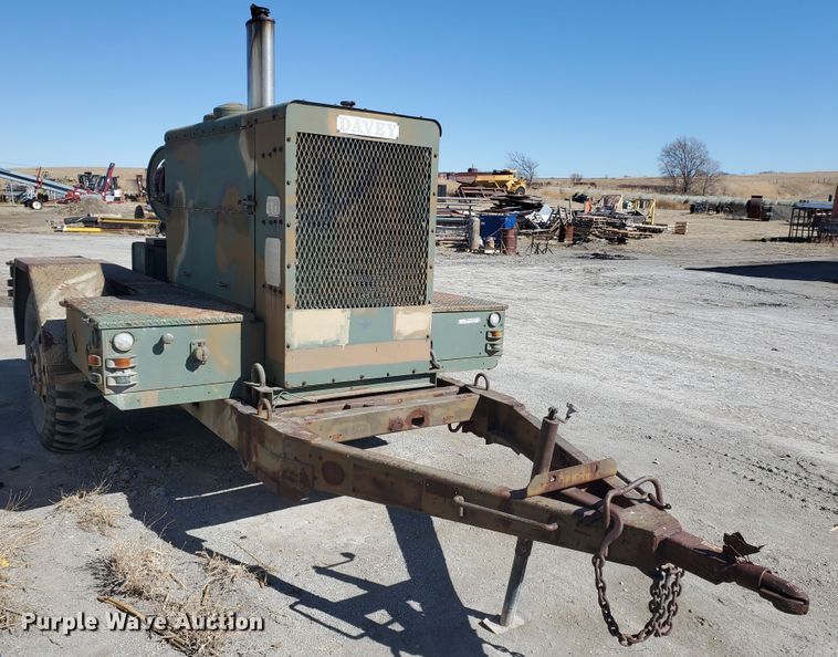 image for item EY9669 1970 Davey 9M250RPV  air compressor