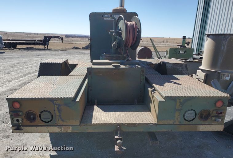 image for item EY9669 1970 Davey 9M250RPV  air compressor