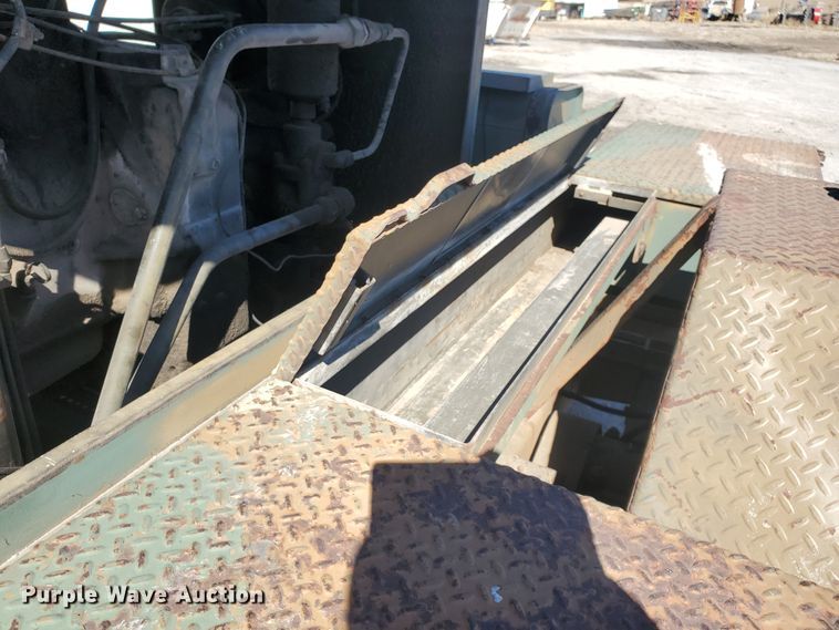 image for item EY9669 1970 Davey 9M250RPV  air compressor