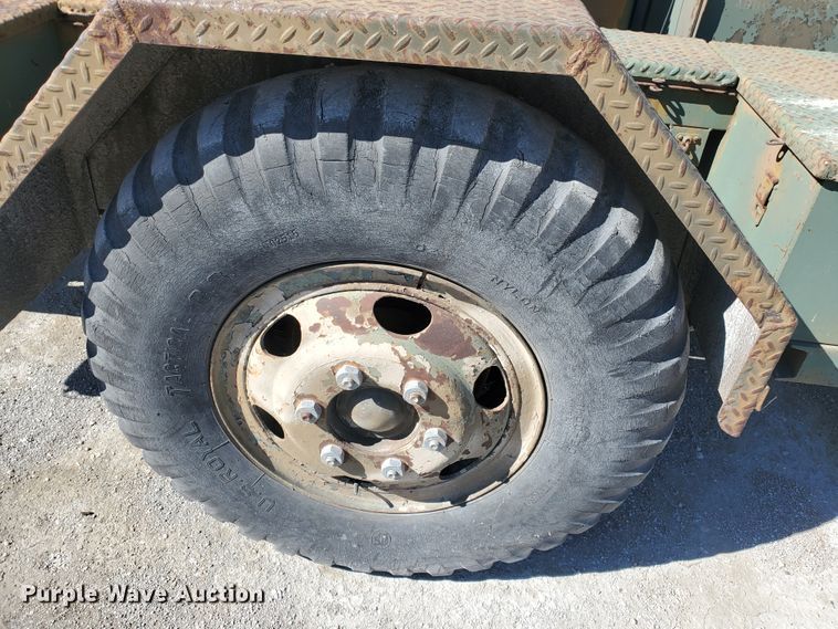 image for item EY9669 1970 Davey 9M250RPV  air compressor