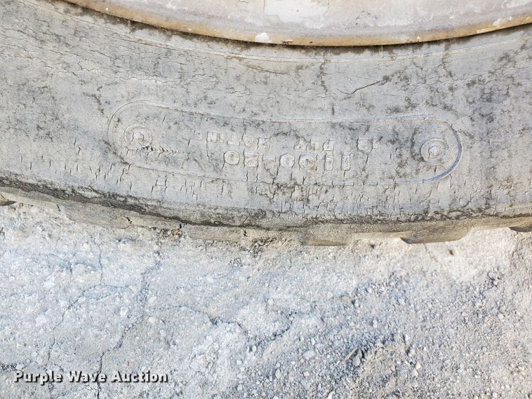 image for item EY9669 1970 Davey 9M250RPV  air compressor