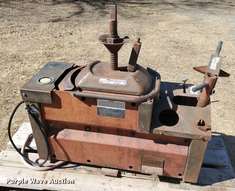 image for item EY9681 Coats 20-20 Super Star tire machine