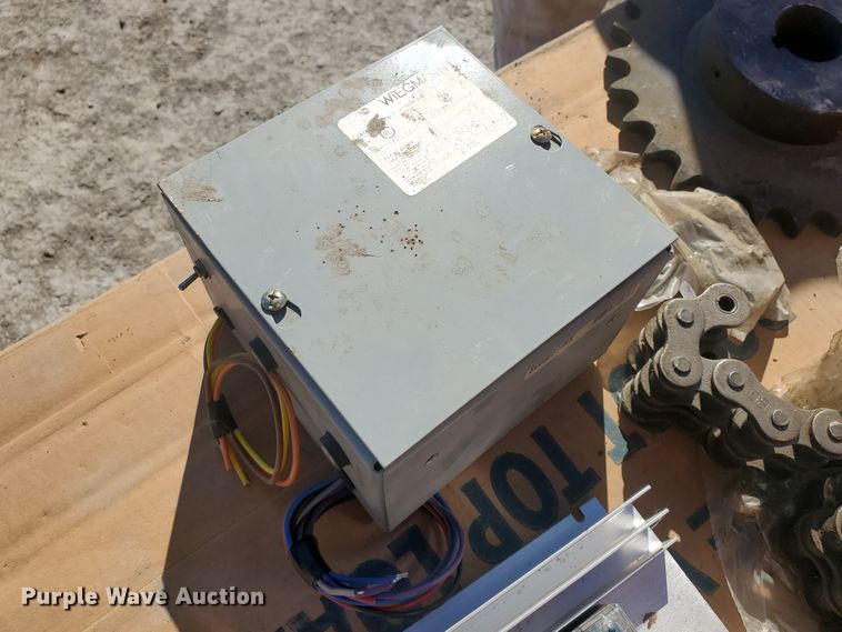 image for item EY9683 Breezy 5.5 wind generator kit