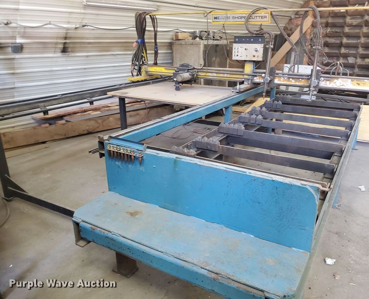 image for item EY9684 Heath Shape Cutter 442  torch table