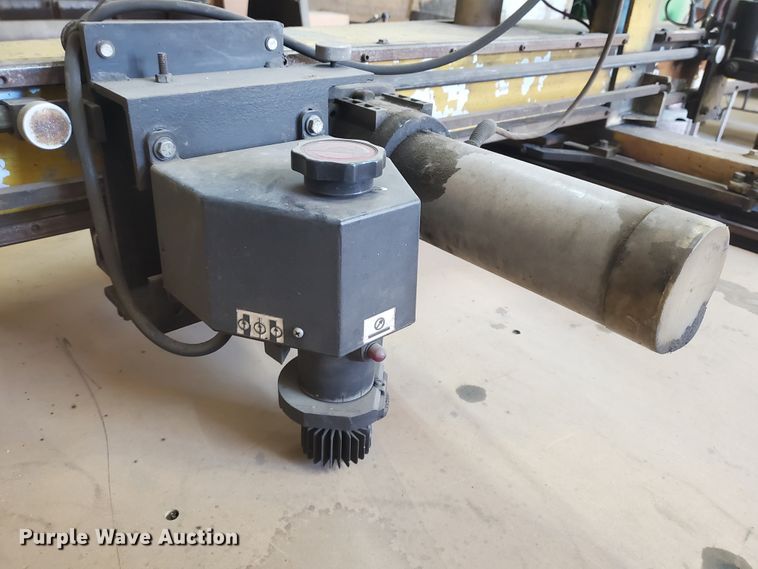 image for item EY9684 Heath Shape Cutter 442  torch table