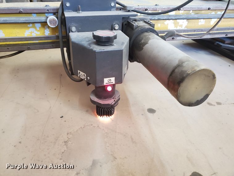 image for item EY9684 Heath Shape Cutter 442  torch table