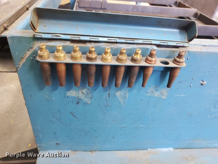 image for item EY9684 Heath Shape Cutter 442  torch table