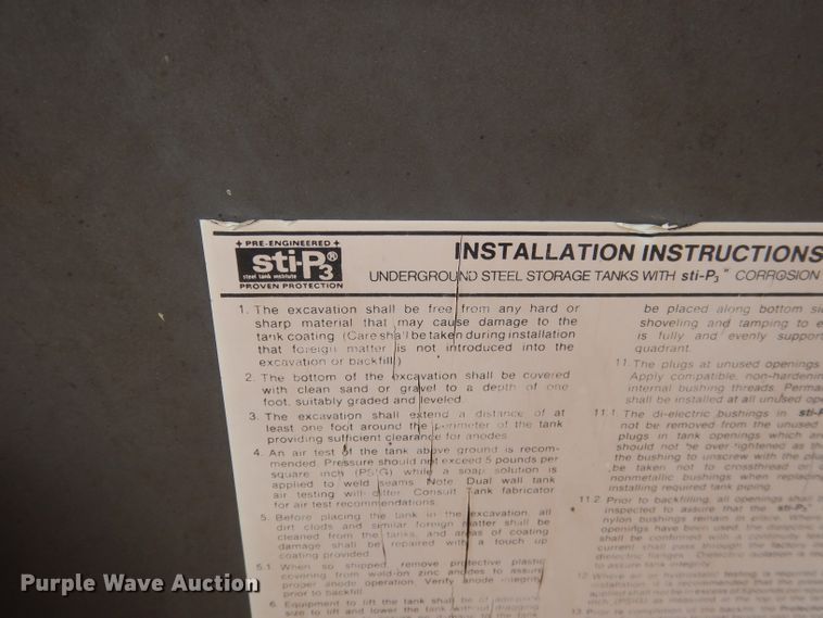 image for item FA9489 Steel fuel tank