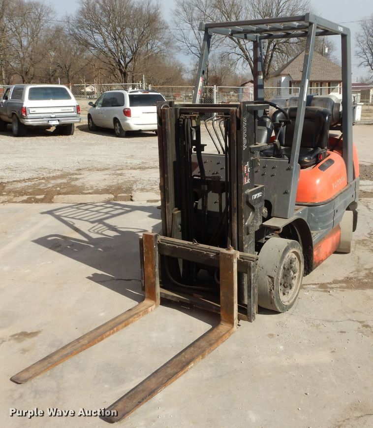 image for item GG9454 Toyota 42-6FGCU25  forklift