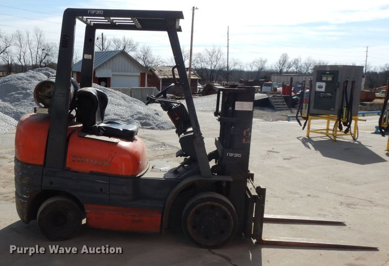 image for item GG9454 Toyota 42-6FGCU25  forklift