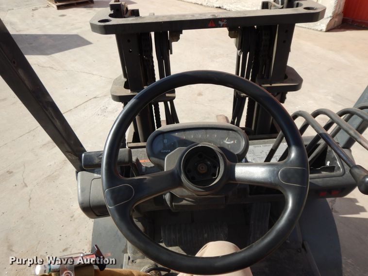 image for item GG9454 Toyota 42-6FGCU25  forklift