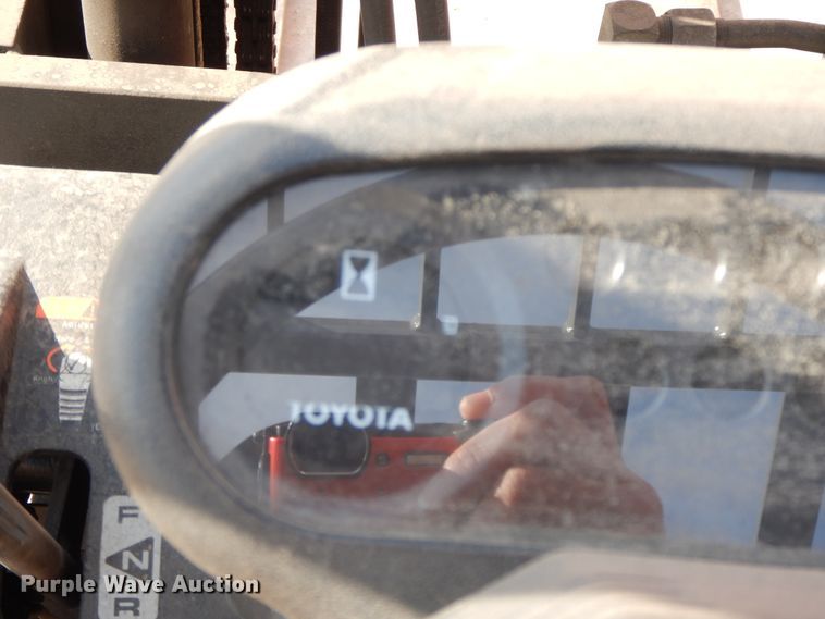 image for item GG9454 Toyota 42-6FGCU25  forklift