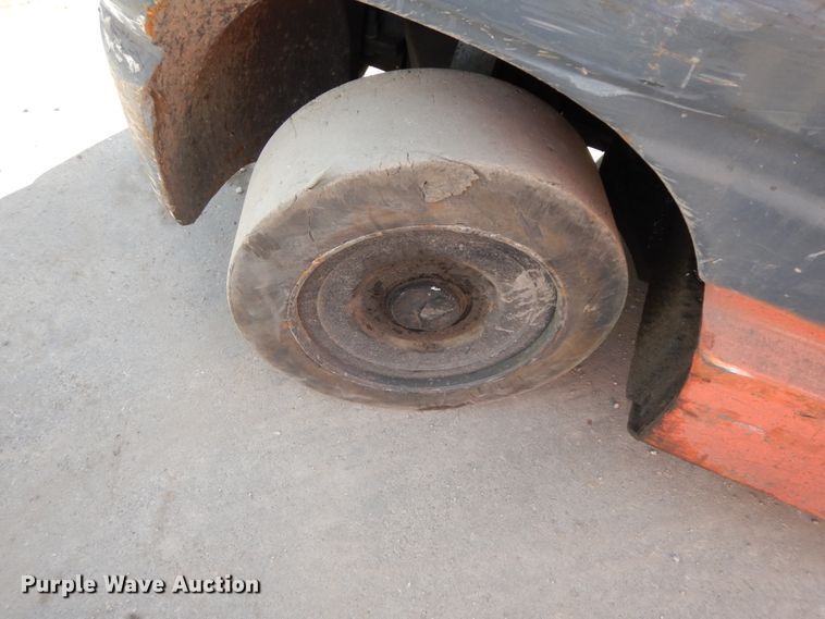 image for item GG9454 Toyota 42-6FGCU25  forklift