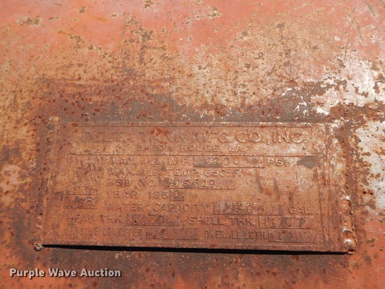 image for item GG9468 1950 propane tank