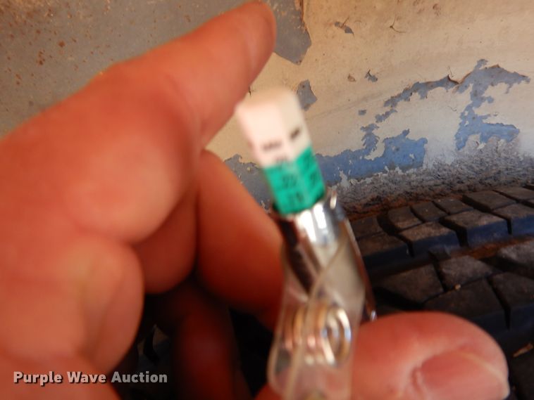 image for item GG9471 Ingersoll Rand 100  air compressor