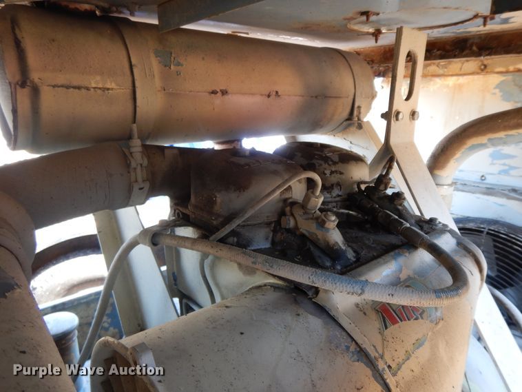 image for item GG9471 Ingersoll Rand 100  air compressor