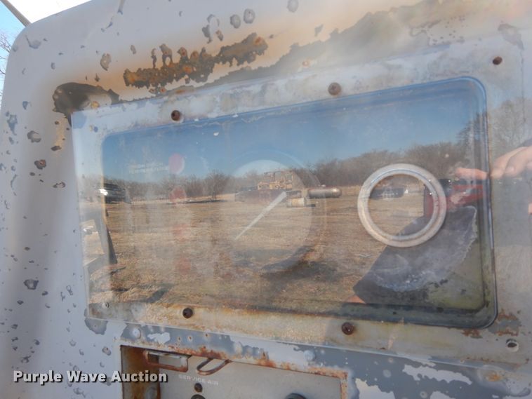 image for item GG9471 Ingersoll Rand 100  air compressor