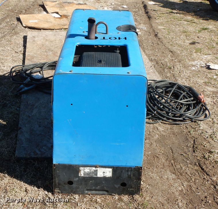 image for item GG9472 Miller Bobcat 225 welder
